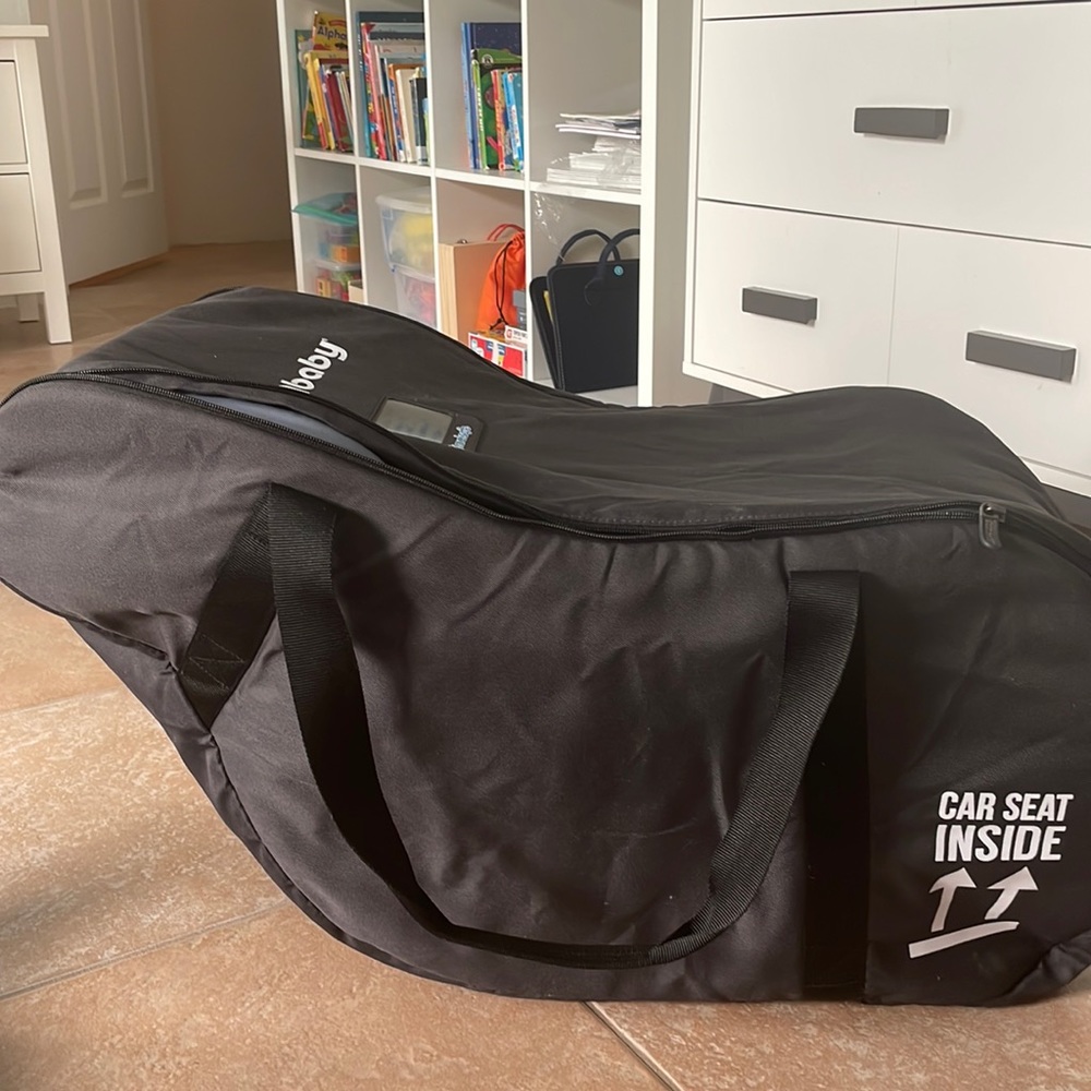 Uppababy mesa car seat travel bag - bought in 2019 & used twice